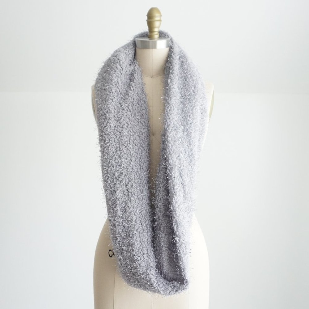 NWOT Grey Textured Infinity Scarf